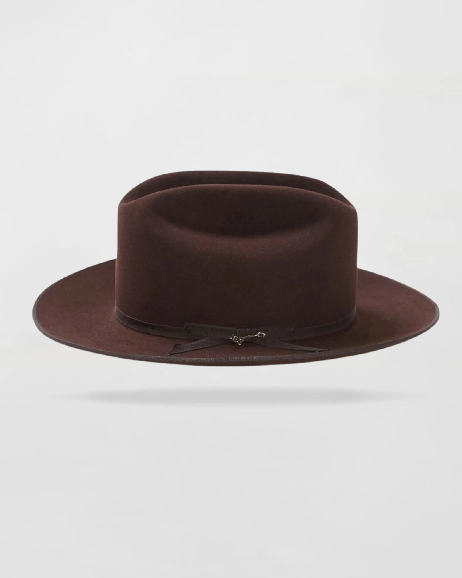 Classic Charm Felt Outdoor Hat in Fawn