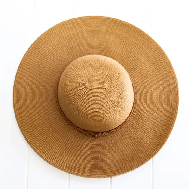 Sundaise Rochelle Wide Brim Packable Hat - Caramel