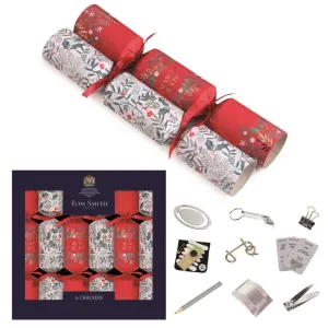 Traditional Foliage Premium Christmas Crackers